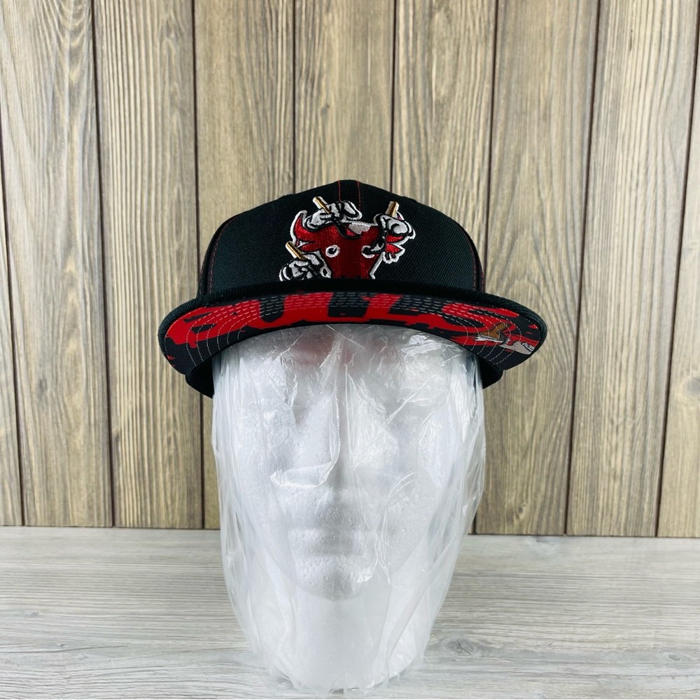 Chicago Bulls Steve Seeley Limited Edition - Chicago Artist Hat Series #3